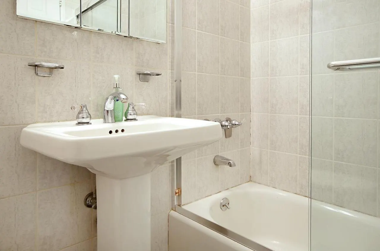 East 18Th And Irving Place Hotel New York Apartment